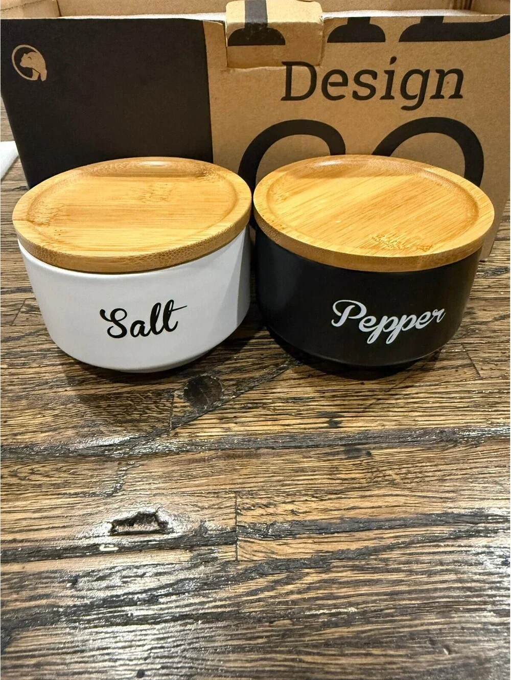 Ceramic Salt and Pepper Bowls with Bamboo Lids - Picture 2 of 4